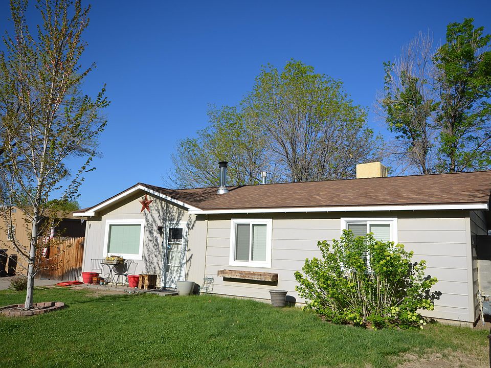 1st image of 909 N Columbine St