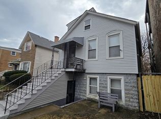 5747 W Superior St, Chicago, IL