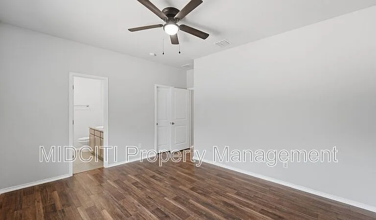 1035 Cedar Grove Trl — Photo 24
