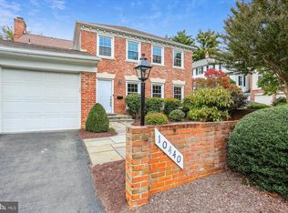 10440 Democracy Ln, Potomac, MD 20854