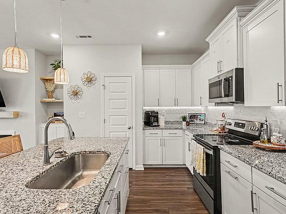 5th image of 43 Ripple Way