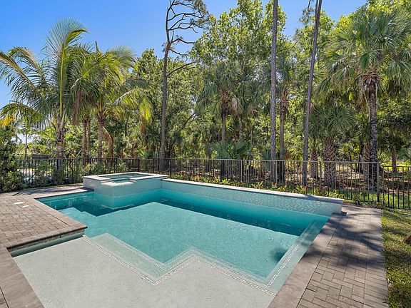 5th image of 5614 Delacroix Terrace