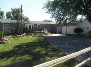 513 Lewis Ave, Meadow Grove, NE 68752
