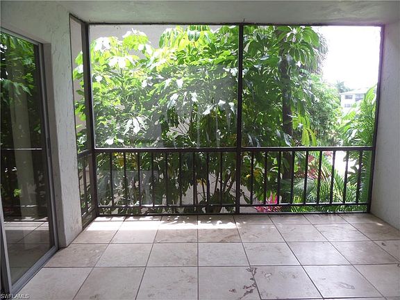 5th image of 3030 Binnacle Dr APT 205