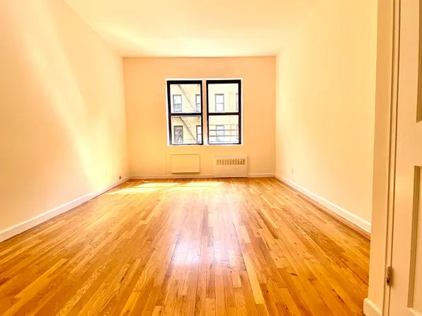 527 East 88th Street image 1 of 8