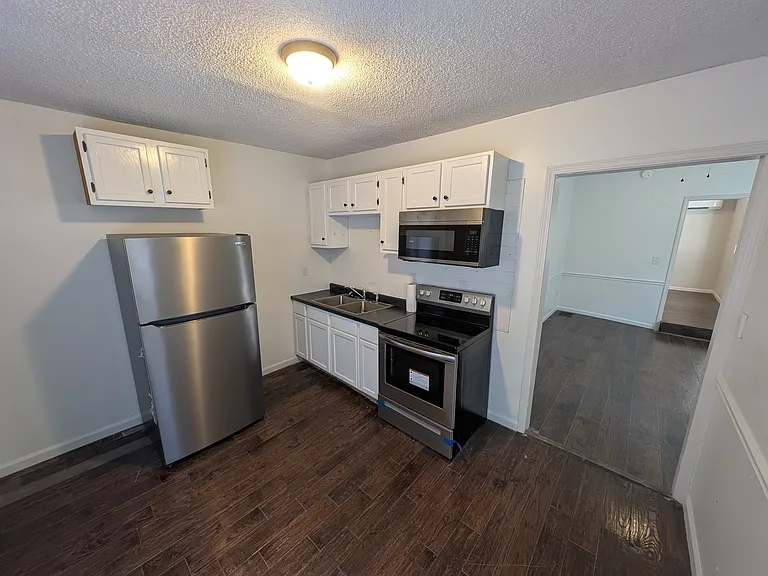303 Madison St #101 — Photo 10