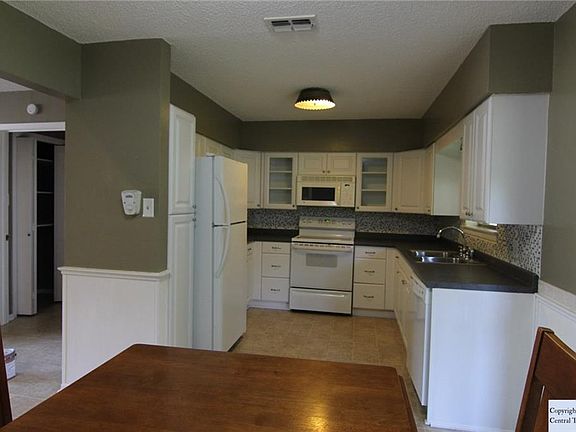 2nd image of 325 Prince Dr