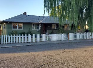 1705 E 14th St, The Dalles, OR 97058