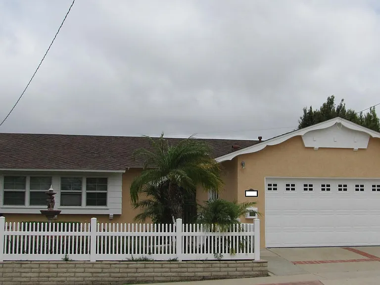 8622 Somerset Ave — Photo 1