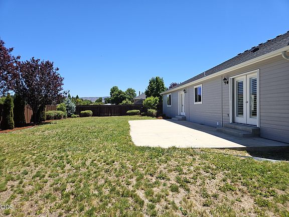 2nd image of 5545 Sturdivant Ave