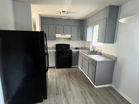 Large Kitchen area