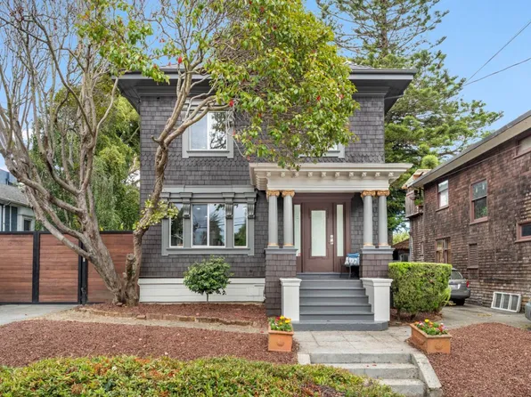 2226 Blake St, Berkeley, CA 94704