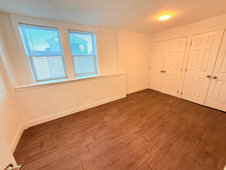 37 Cleveland St #1 — Photo 10