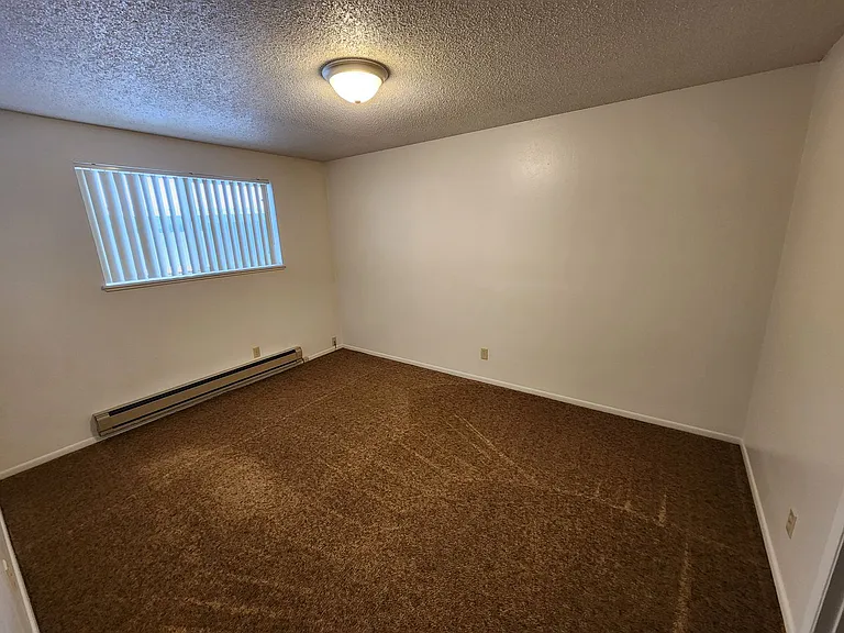 853-859 S White Cloud Dr — Photo 6