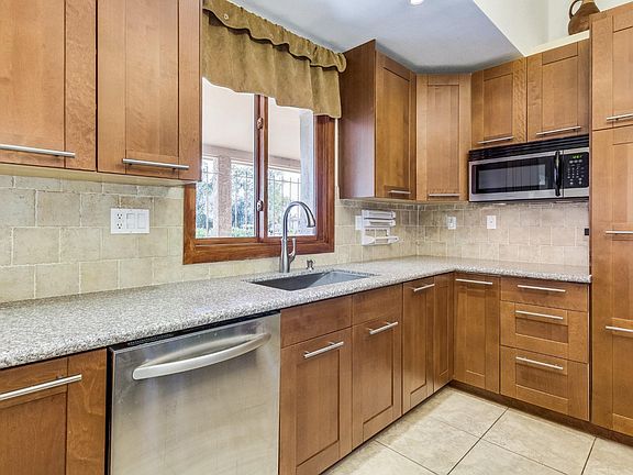 3rd image of 18408 N 17th Dr