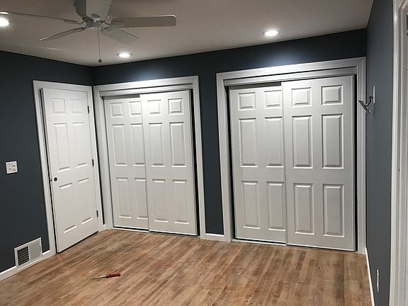 3rd image of 322 Robinson Ave