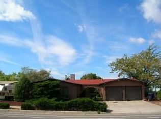 1709 Chelwood Park Blvd NE, Albuquerque, NM 87112