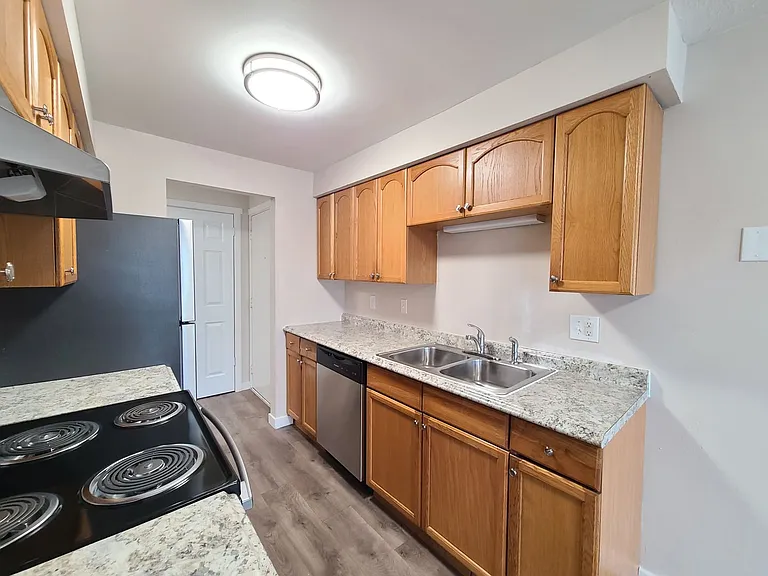 Horizon Apartments — Photo 28