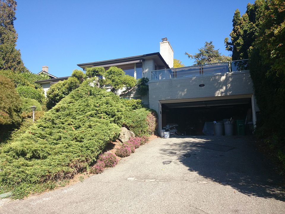 1st image of 3164 W Laurelhurst Dr NE