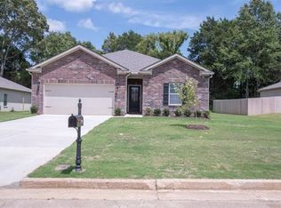 170 Aberdeen Dr, Oakland, TN 38060