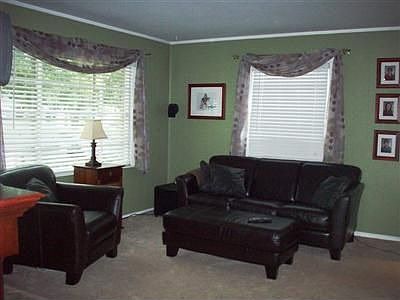 4th image of 15728 Leigh Ellen Ave