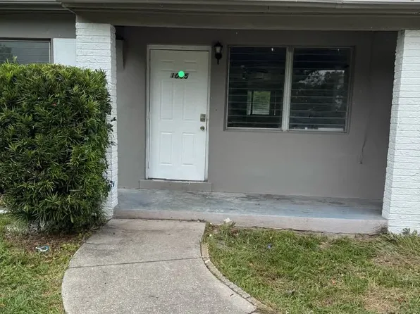 1005 Newman Dr, Leesburg, FL 34748