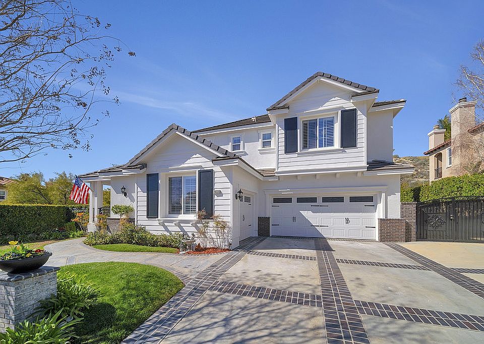 1st image of 29335 Madeira Ln
