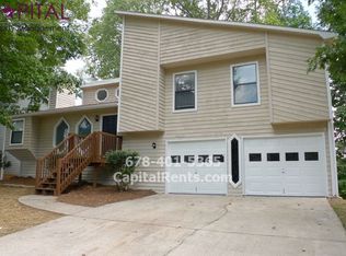 5765 Princeton Oaks Dr, Sugar Hill, GA 30518