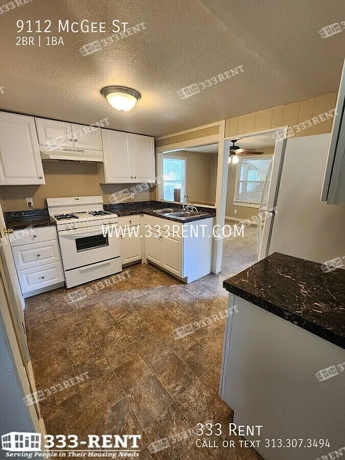 Your cozy bungalow in south Waldo is ready for you! — Photo 4