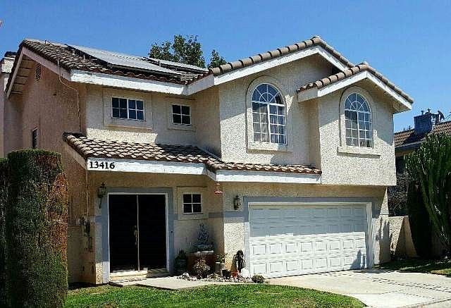 1st image of 13416 Tracy St