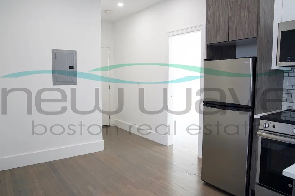 1 bed, 550 sqft, $2,850 — Photo 3