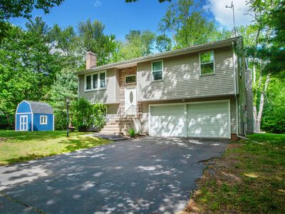 69 Fernwood Drive, Simsbury, CT, 06070