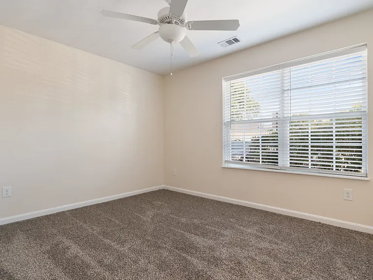 5165 Jefferson Blvd #201 — Photo 2