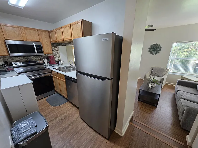 1660 Kay Ave #3 — Photo 6