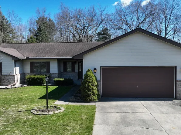 3200 Kings Brook Dr, Flushing, MI 48433