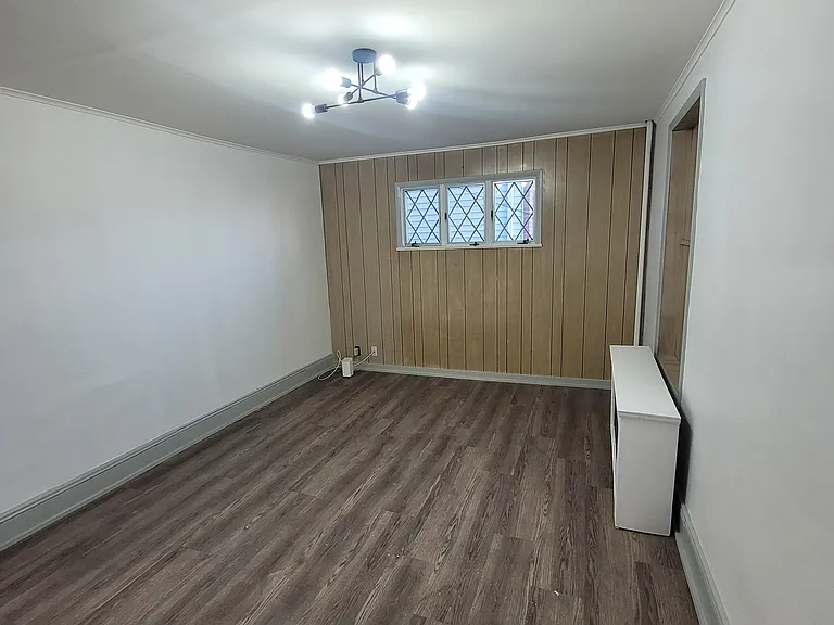 342 Long Ave — Photo 18