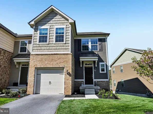 107 Keating Dr, Phoenixville, PA 19460