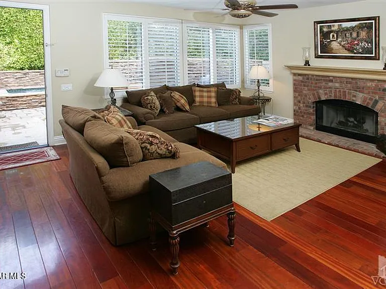 2563 Littlefield Ct — Photo 9