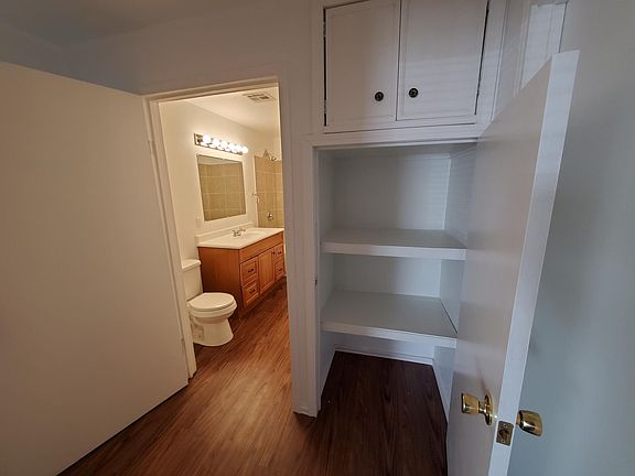 5th image of 10171 Armstrong Dr