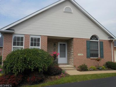 11723 Villa Vista Dr NW, Uniontown, OH, 44685