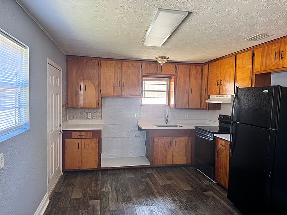 4th image of 5638 Akra Ave #5638