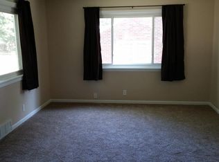 435 S 45th St, Lincoln, NE 68510