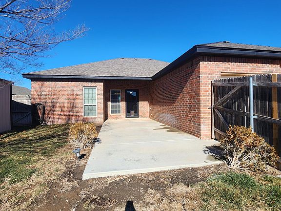 4th image of 9209 Buccola Ave