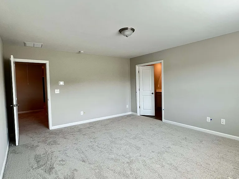 292 Grey Falcon Ave — Photo 12