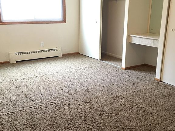 5th image of 3319 Pleasant Ave APT 202
