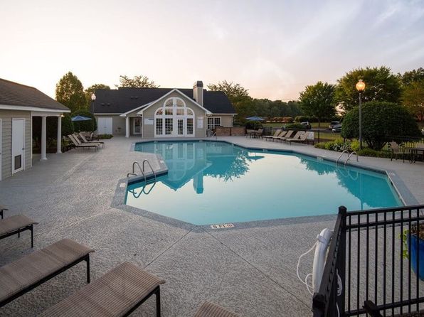 200 Tralee Dr #44