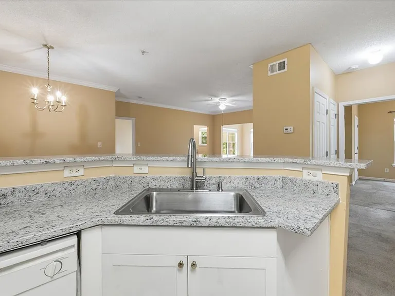 1202 Walden Park Dr — Photo 9