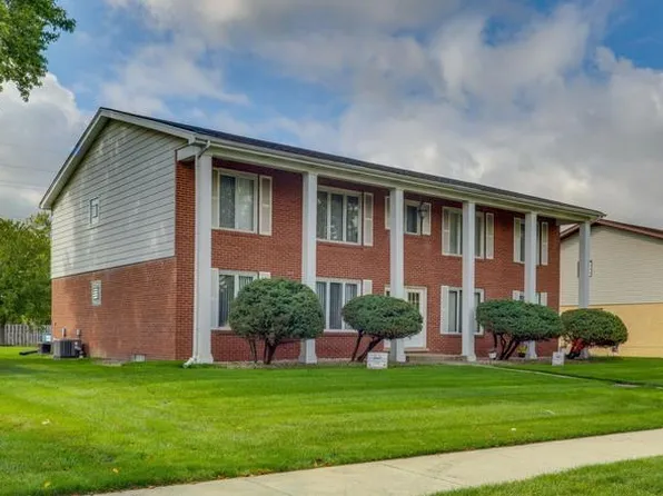 1136 Camellia Dr Unit 3, Munster, IN 46321