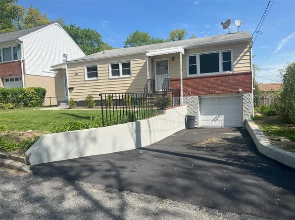 7 aka 5 Vesta Place, Yonkers, NY 10703