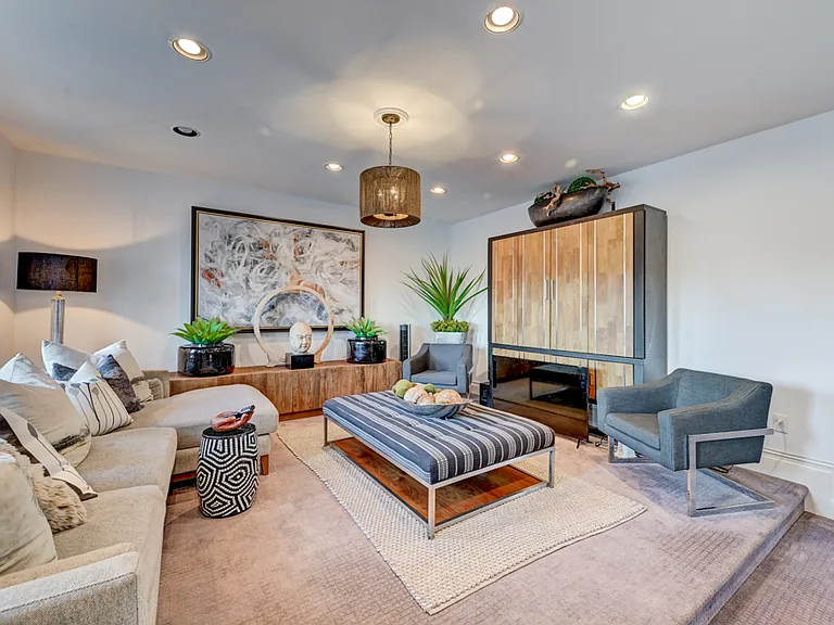 10212 Stone Briar Ct — Photo 63